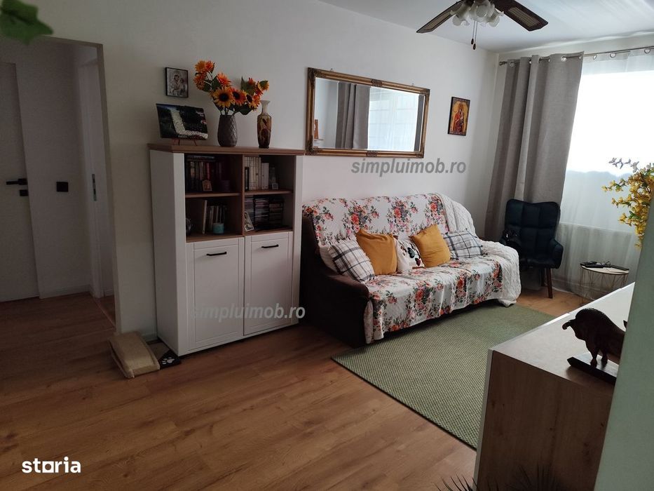 3 Camere Metrou 1 Decembrie — fotografia 3