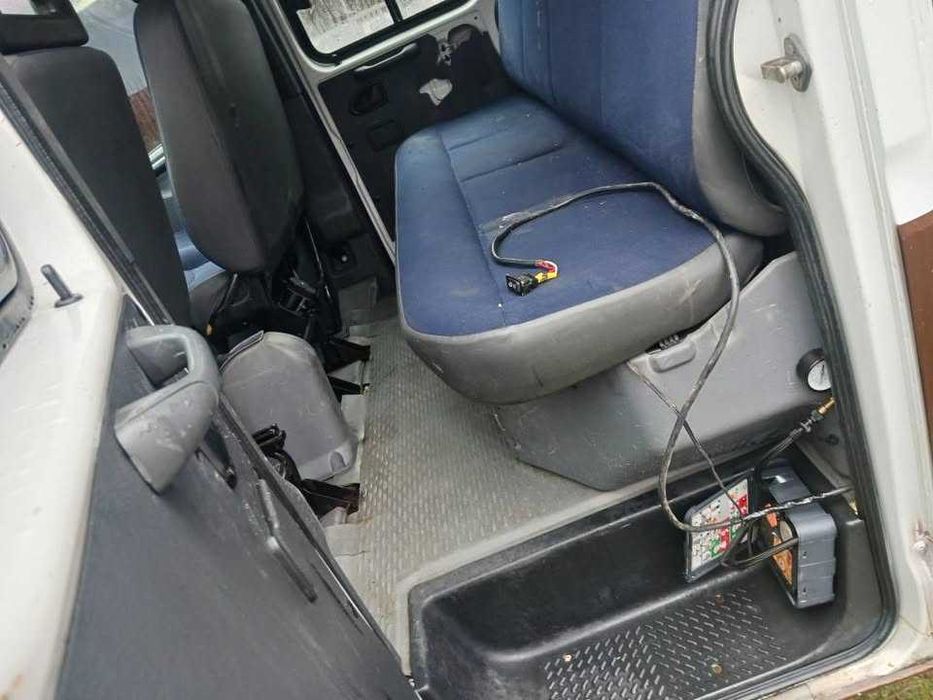 Iveco daily basculabil pe 3 parti, 2008