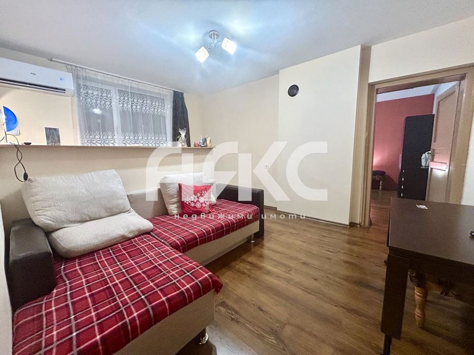 Двустаен обзаведен апартамент в кв. Толстой до МЕТРОСТАНЦИЯ