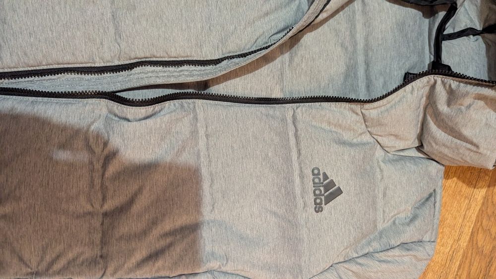 Дамско яке Adidas XS