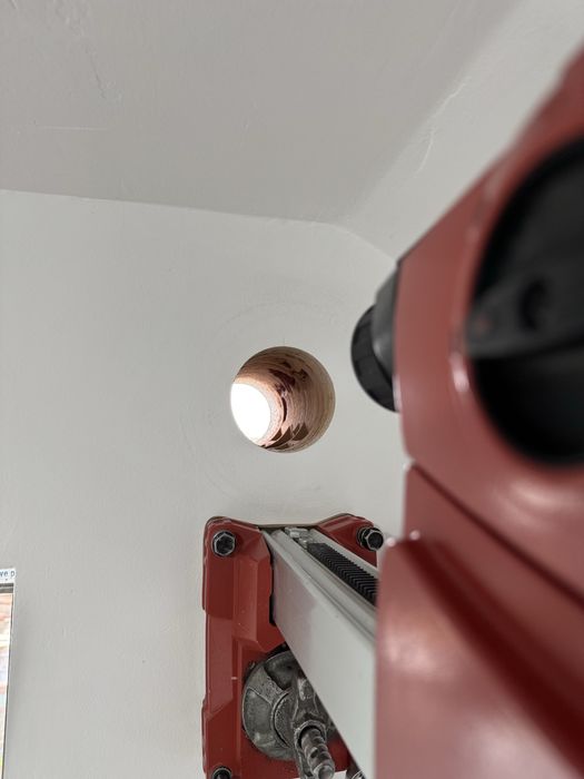 Gaură hotă, centrală, aerisire, scurgere, A/C, recuperator