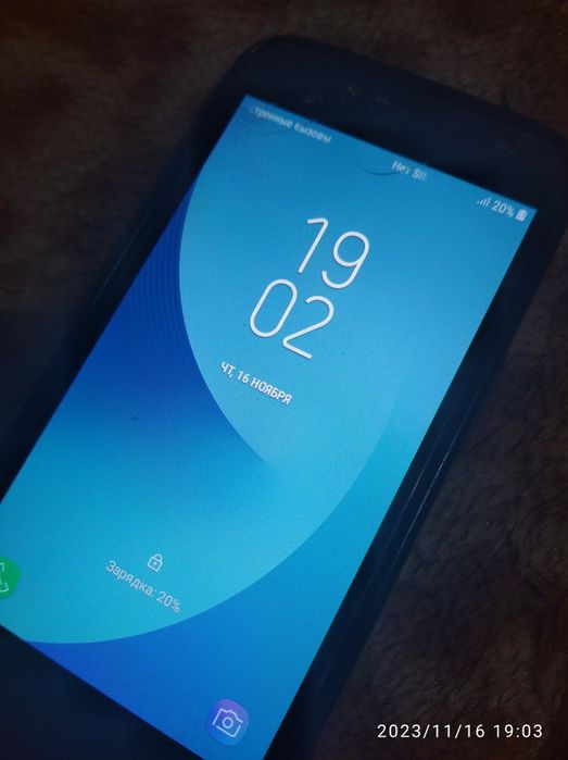 Продам телефон g2