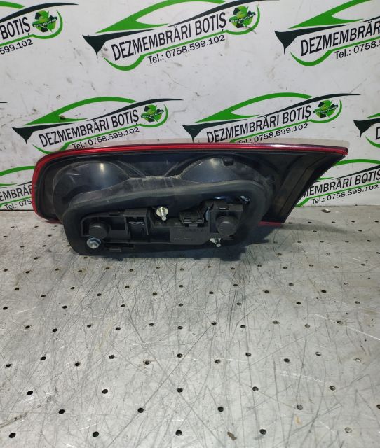 Lampa / Tripla stop stanga pe hayon 51727252 Fiat Croma a 2-a generat