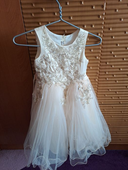 Праздничное платье.