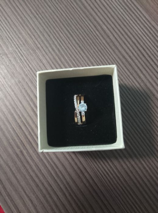 Продам золотое кольцо