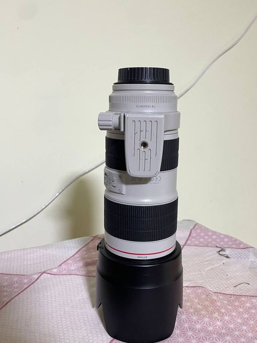 Obektiv Canon 70x200 holati zur