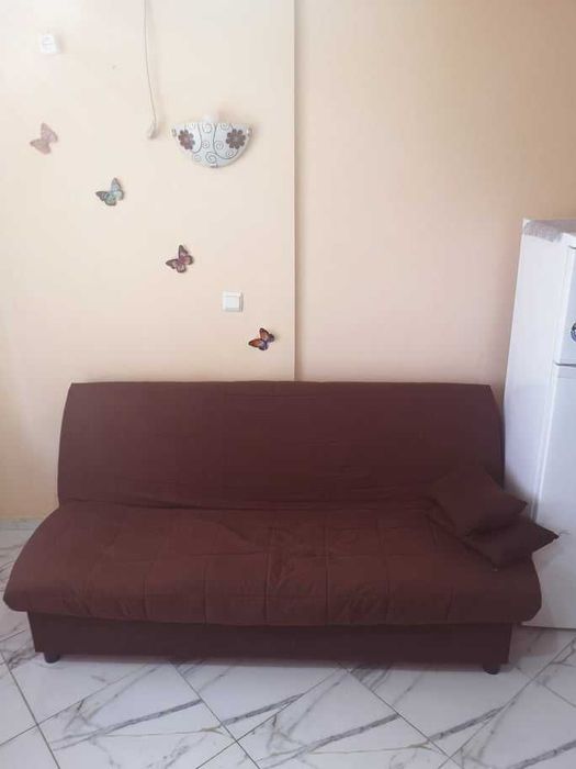 Дава се под наем Двустаен апартамент в Бургас, Меден рудник - зона А - 55 кв.м за 150 € - Снимка #2