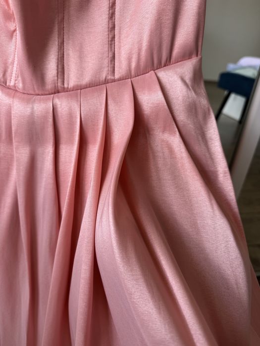 Дамска рокля с корсет