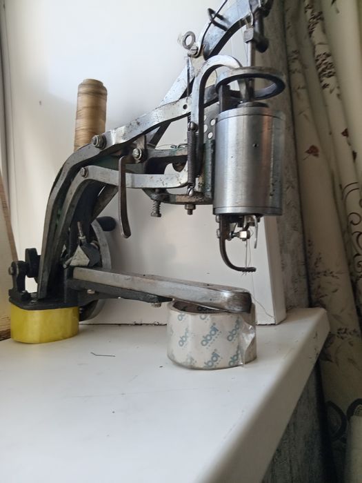 Швейная сапожная машинка