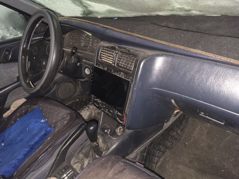 Тойота карина е на разбор