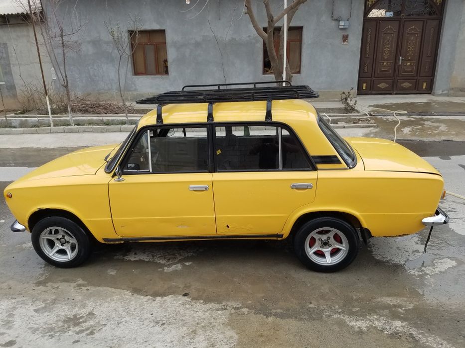 vaz 21011 srochno sotiladi
