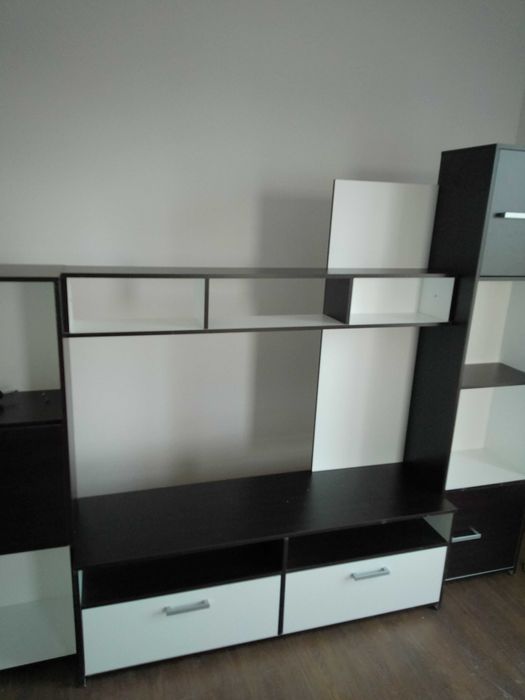 montare pantofar pat dulap etajera vitrina biblioteca comoda tv birou