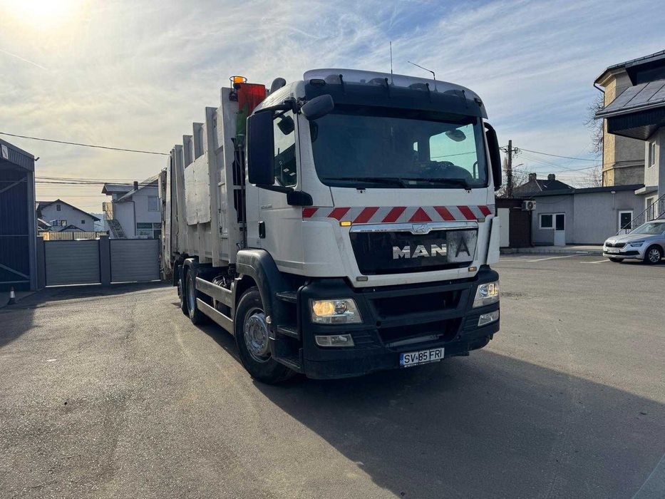Man / Mercedes Autocompactoare Gunoiere