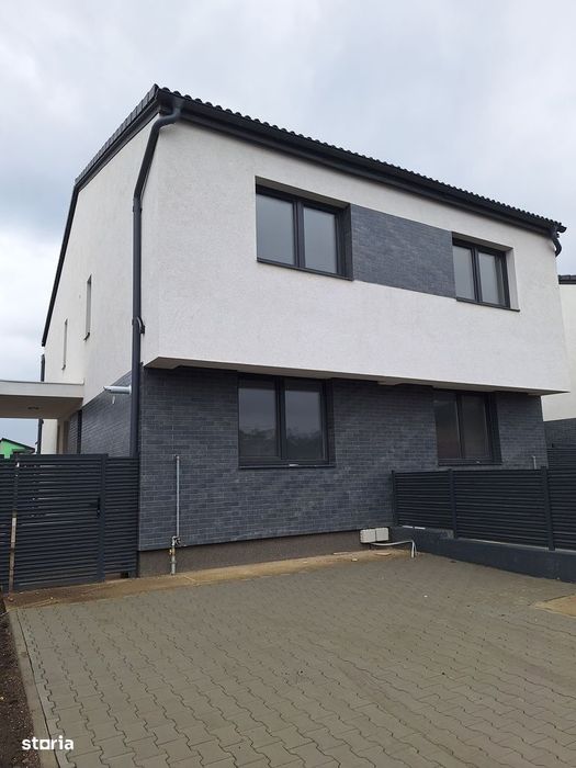 Duplex Premium În Sânpetru, Zona Lempeș – Spațiu, Natură, Calitate