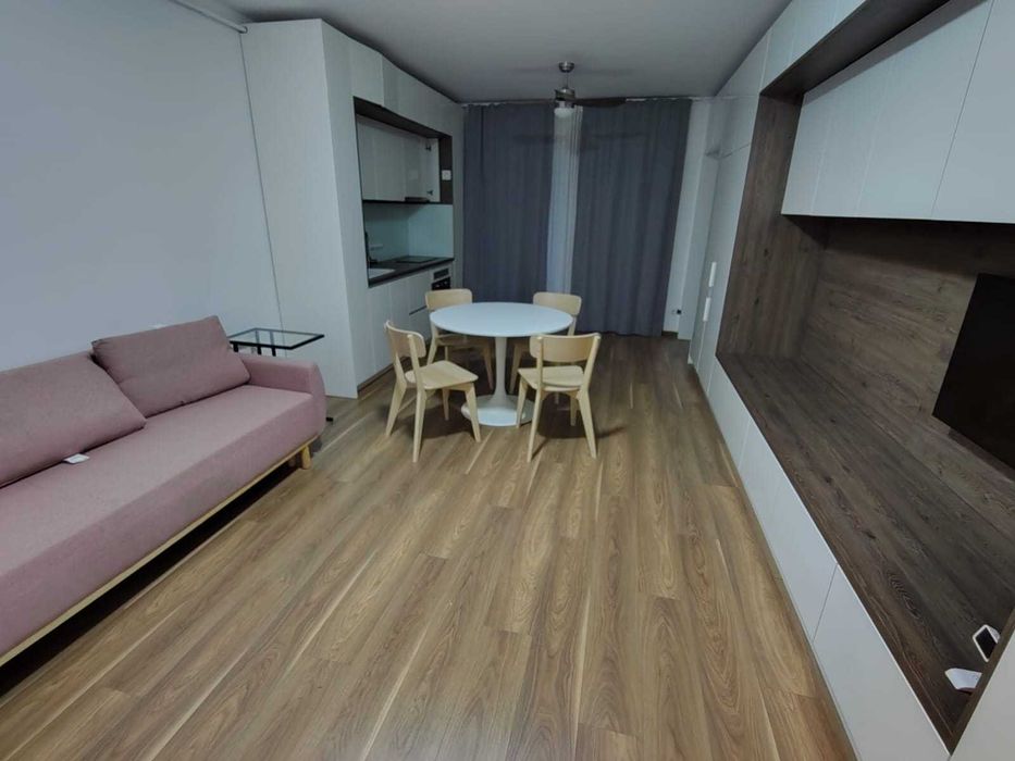 Inchiriez apartament ultracentral in bloc constructie noua