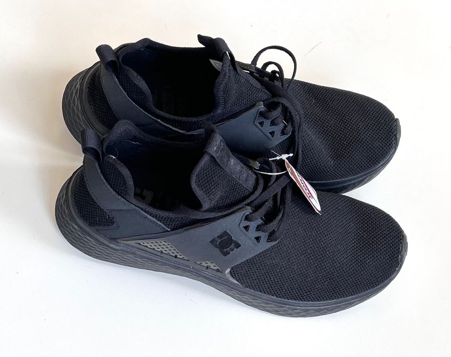 DC shoes black meridian dc shoes нови черни маратонки 42номер