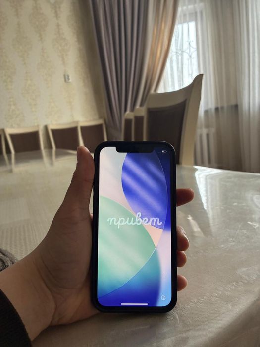 Продам айфон 12 на 256