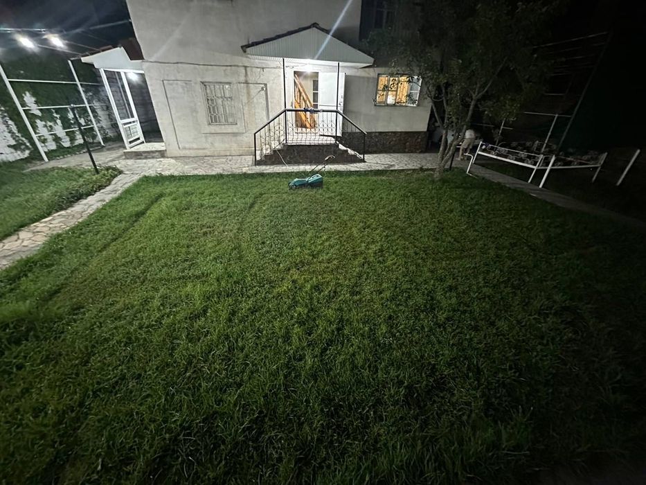 Dacha sotiladi Chirchiqda