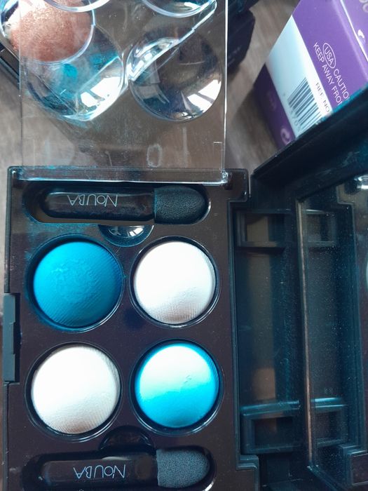 Наборы теней Нуба и IsaDora