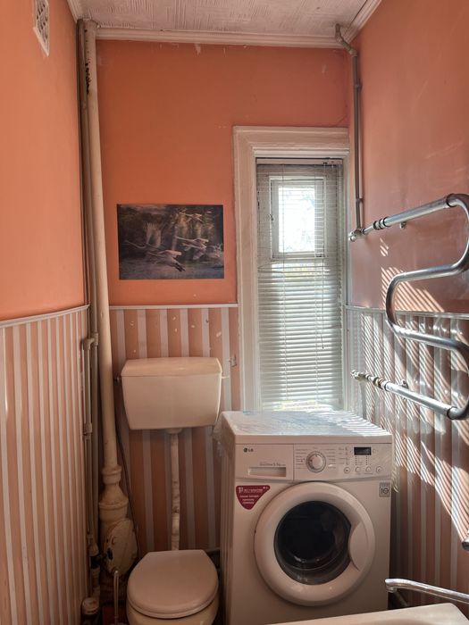 Продается 2-комн квартира