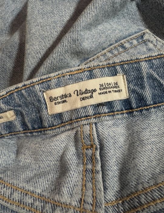 Blugi denim Bershka