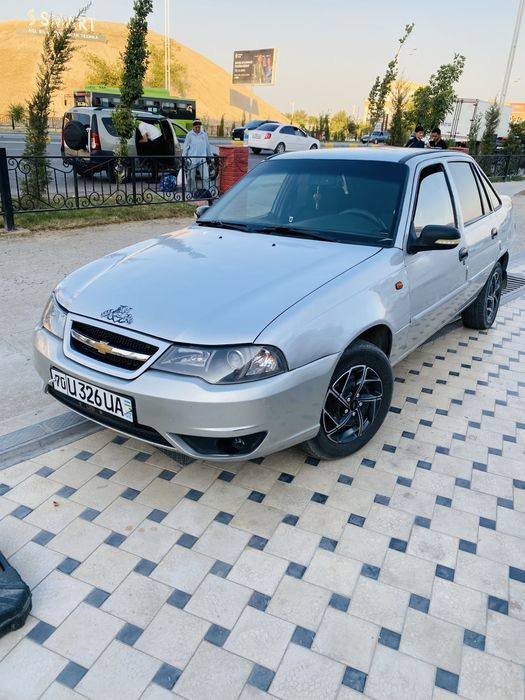 Nexia 2 2012 sotiladi