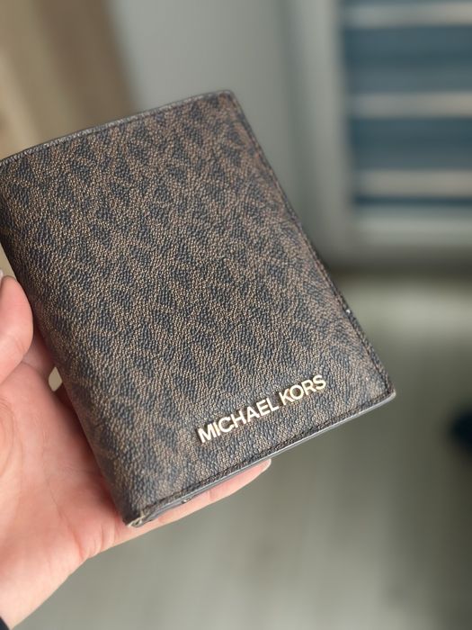 Портфейл Michael Kors