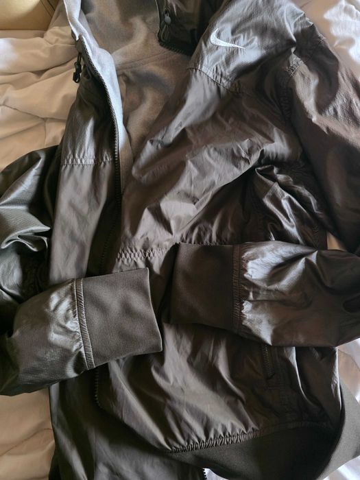 Nike Sportswear Dri-Fit Waterproof Двулицево Мъжко Яке С Качулка Раз.М