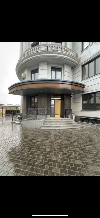 Продаётся нежилое помещения с Долгосрочным Арендатором, площадь 388м2