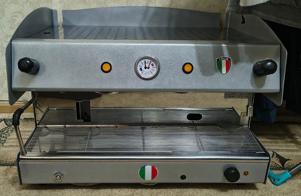 Профессиональная Кофемашина