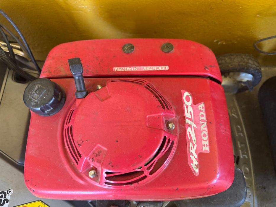 Masina de tuns iarba / Cositoare Honda