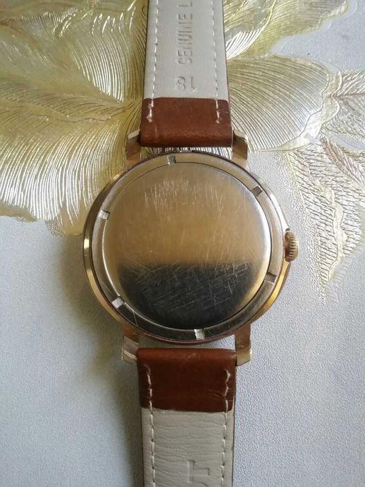 Позолоченные часы "Восток"