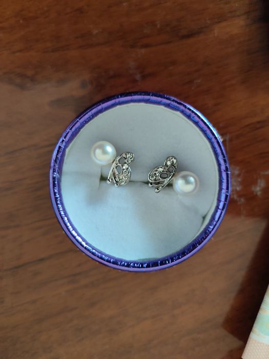 Продаю новые серьги привозные