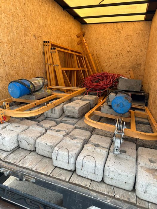 Фасадный подъемник (люлька)