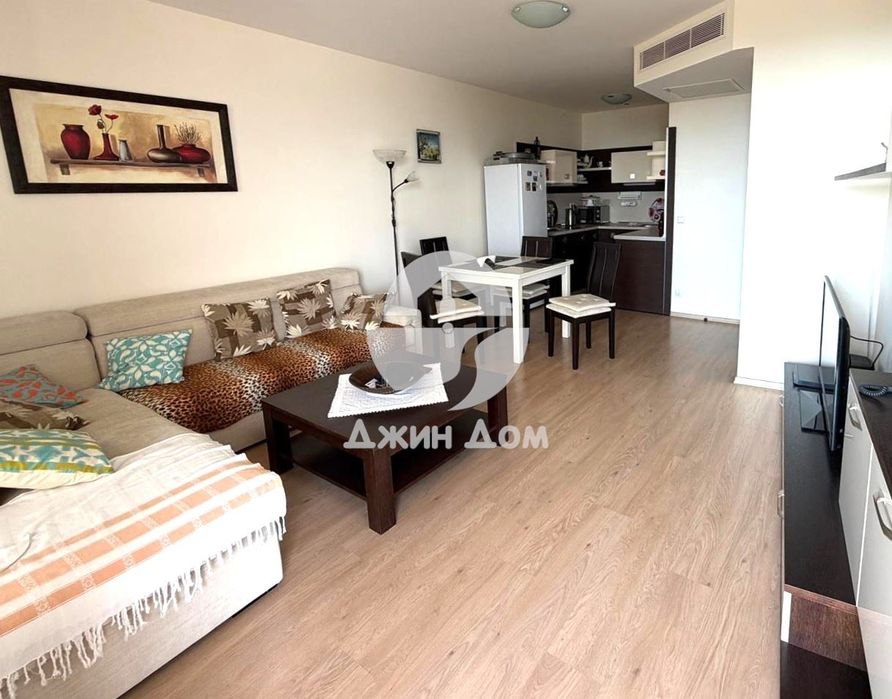 Продава се Тристаен апартамент в к.к. Слънчев бряг - 140 кв.м за 1143 €/кв.м - Снимка #2