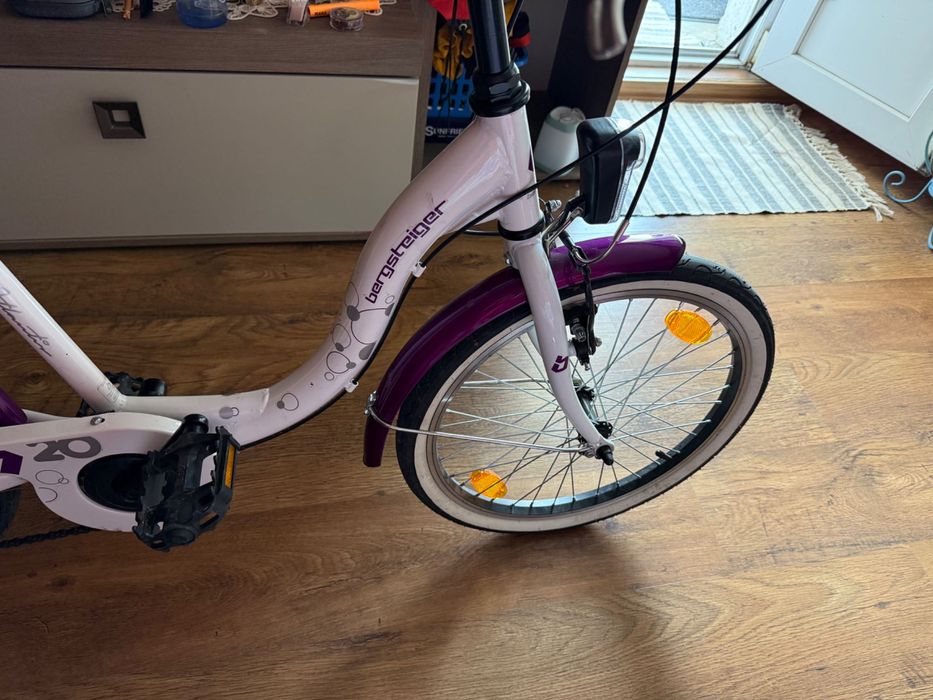 Bicicletä fete Bergsteiger adusä din Germania