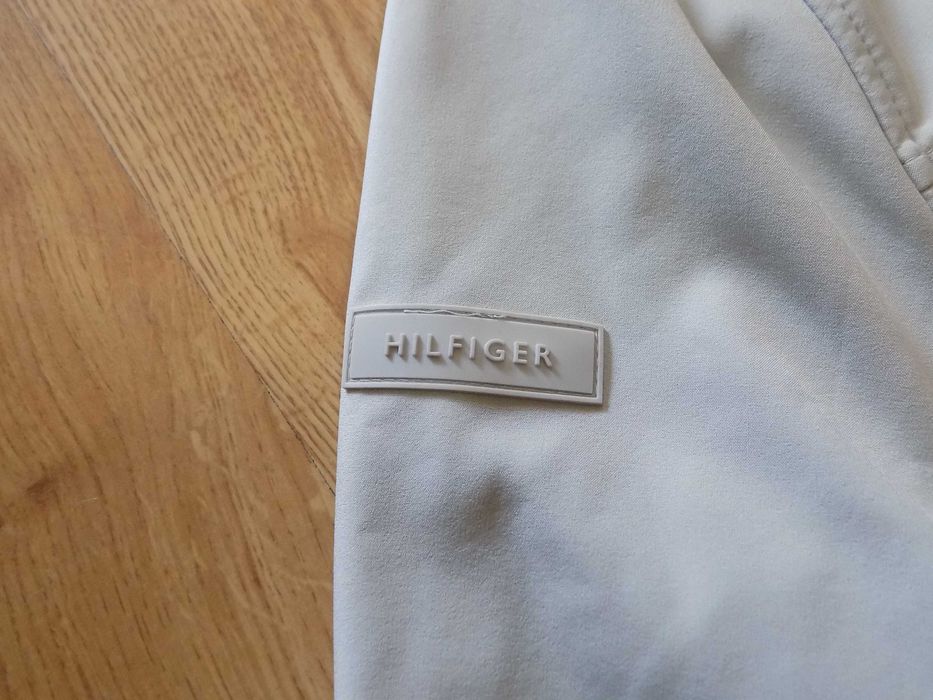 горнище tommy hilfiger пуловер яке суитчър фанела мъжки оригинал S/XXL