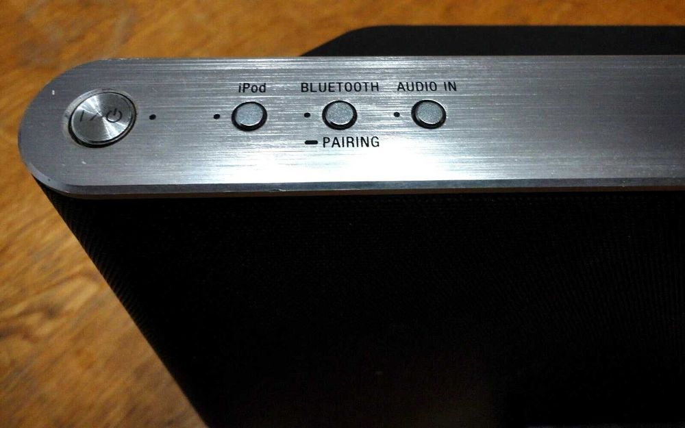 Soundbar Bluetooth Sony RDP-X200IPN Boxa 40W RMS Dock Iphone Lightning