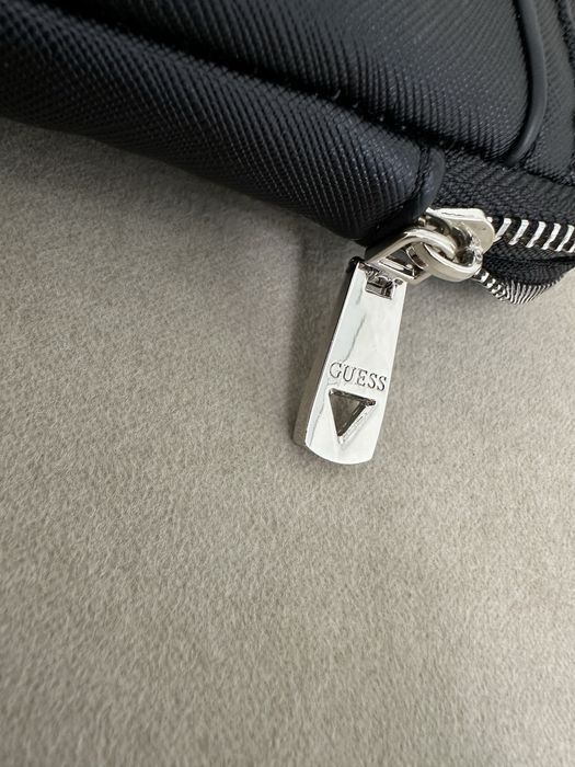 Барсетка от бренда Guess (Оригинал)