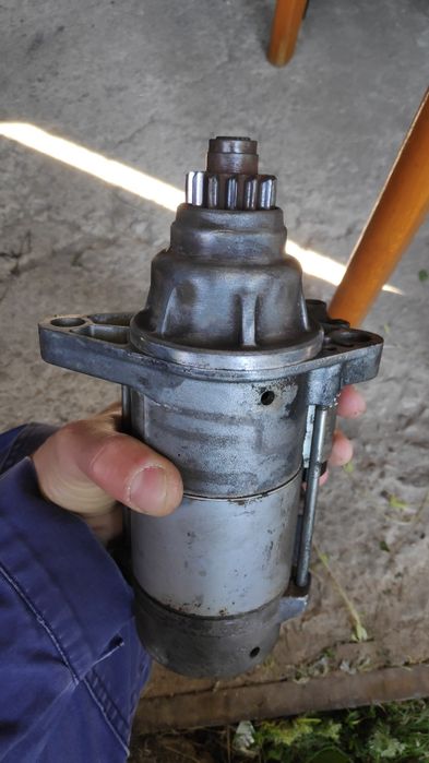 Стартер Volkswagen golf 5 plus 1.9tdi 105h.p.