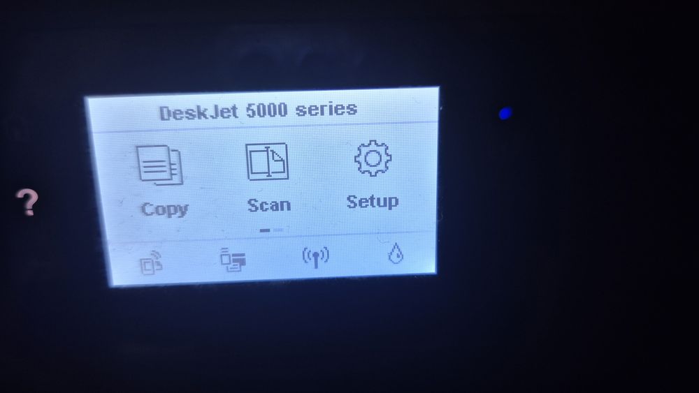 Цветен мастилен принтер със скенер и мастила HP LaserJet 5075 с три