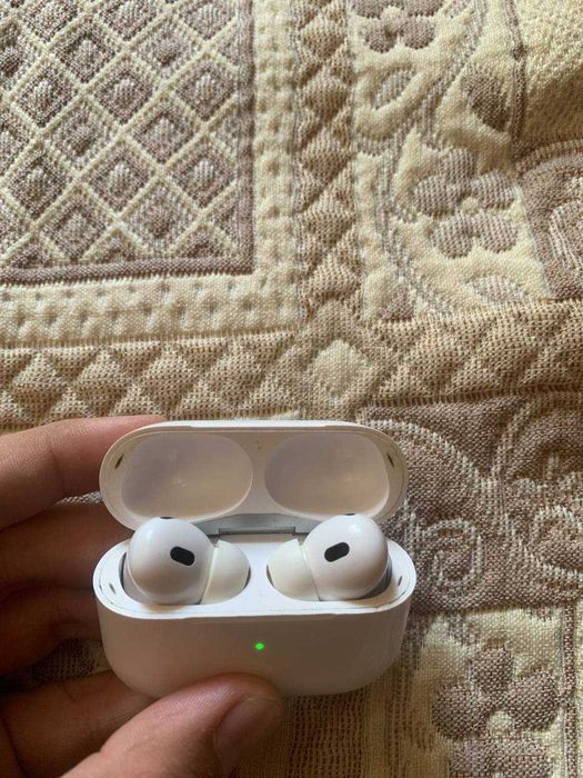 AirPods Pro (оригинал)