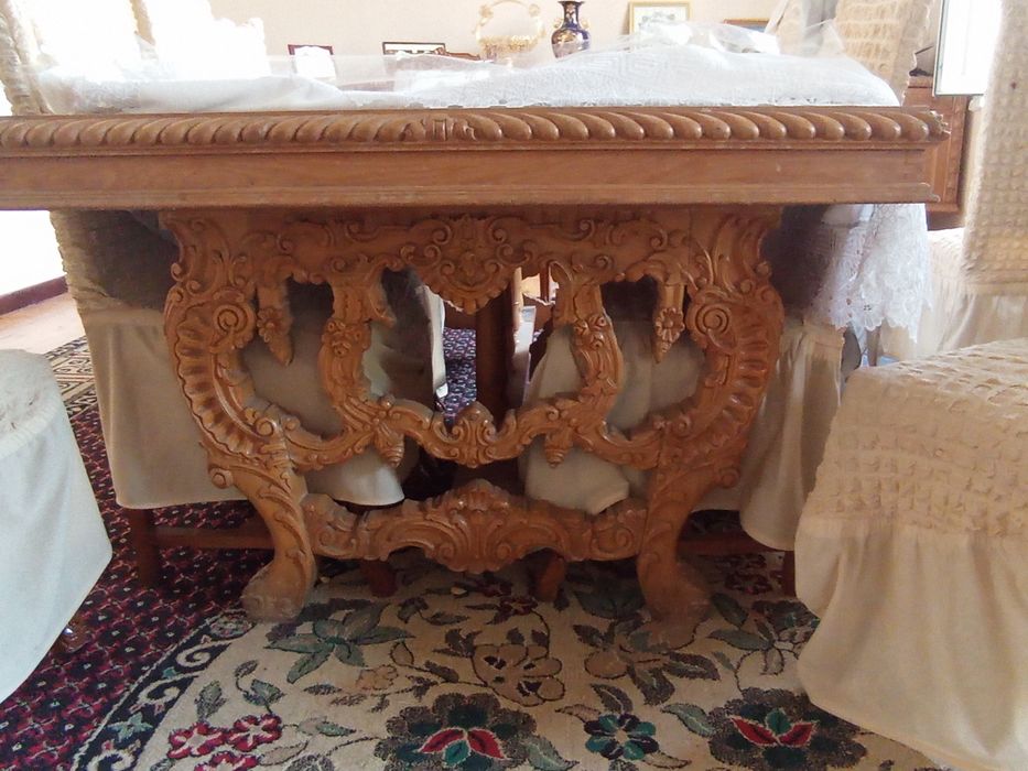 Продам антиквариатни арабский мебель