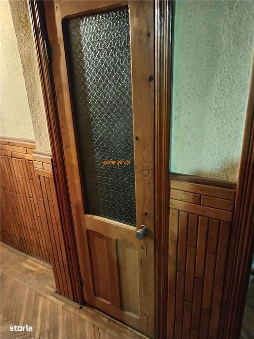 Apartament 2 camere , zona b- dul Independentei , et 1 din 4 , decoman