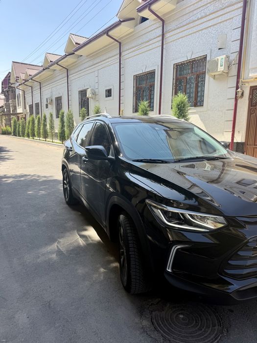 Tracker Premier 2023  кора