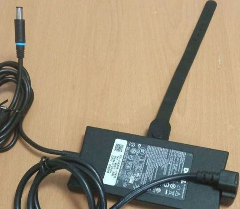 Alimentator DELL 19,5V 4,62Amperi,90W