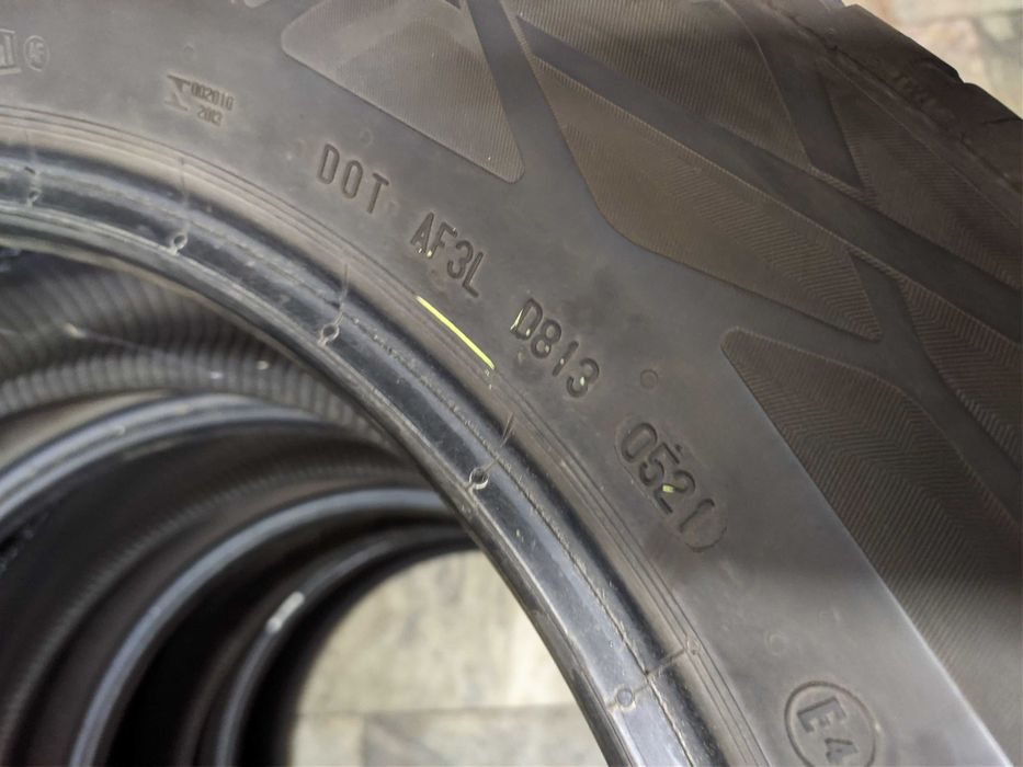 4бр Летни гуми 235 55 18 - Continental