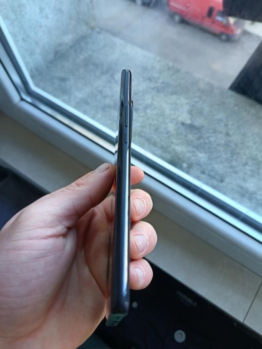 Vând honor magic 5 lite