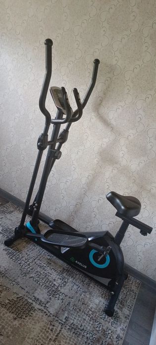 Продам Эллиптический тренажёр