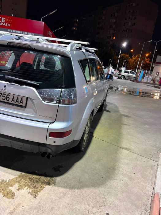 Mitsubishi Outlander II